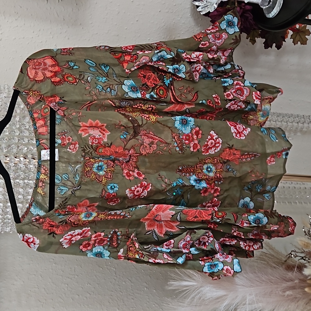 Bila Green Floral Top